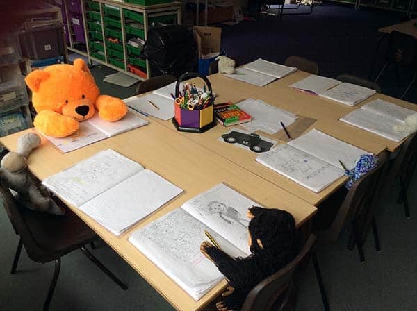 Image of an empty school desk